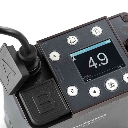 Double lamp sockets with free asymmetry