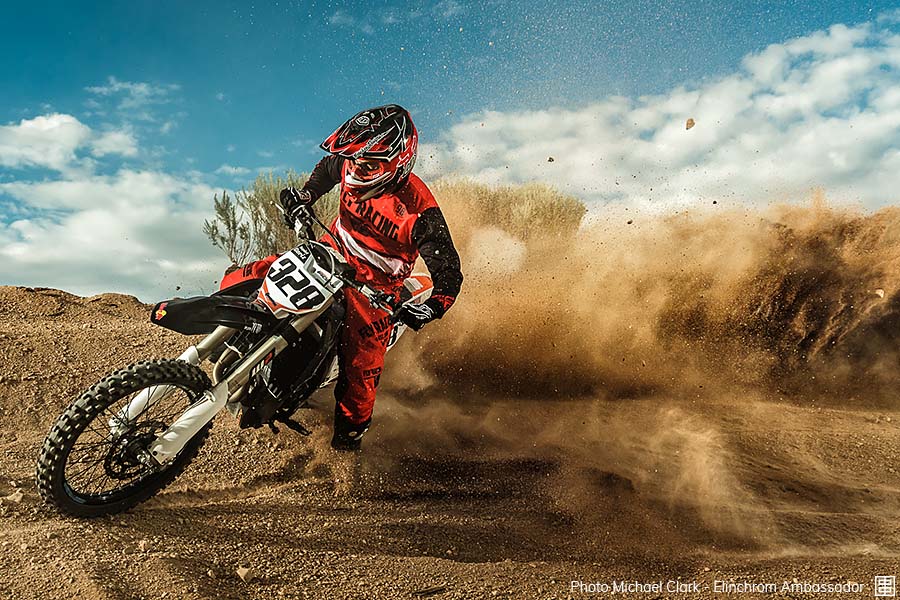 Ad:001 clark-001.jpg